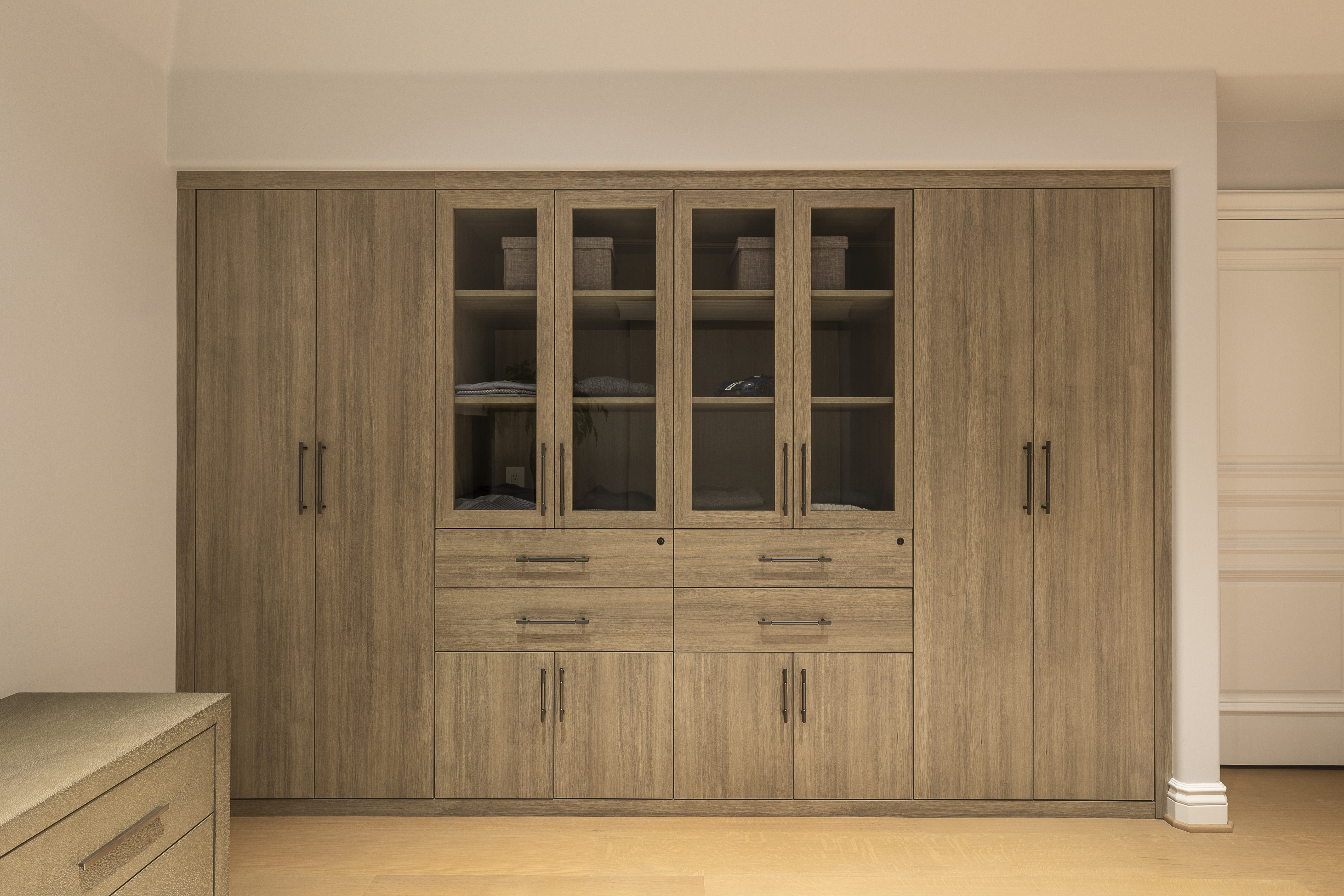 The Chameleon External Wardrobe